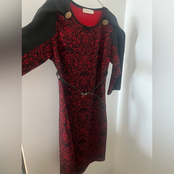 Red Dress - Picture 3 of 3